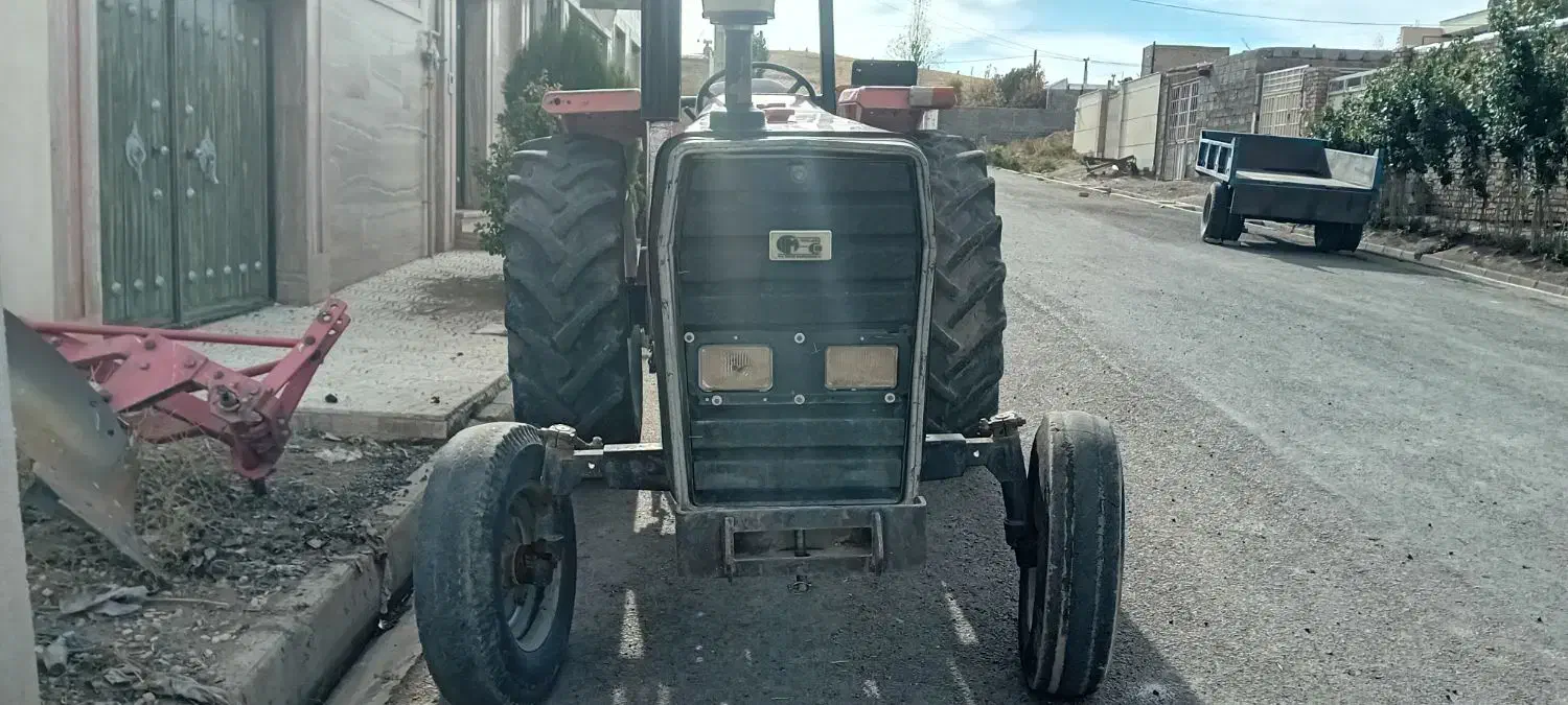 با سلام فروش یک دستگاه تراکتورمدل ۸۴|خودرو سنگین|ملایر, |دیوار