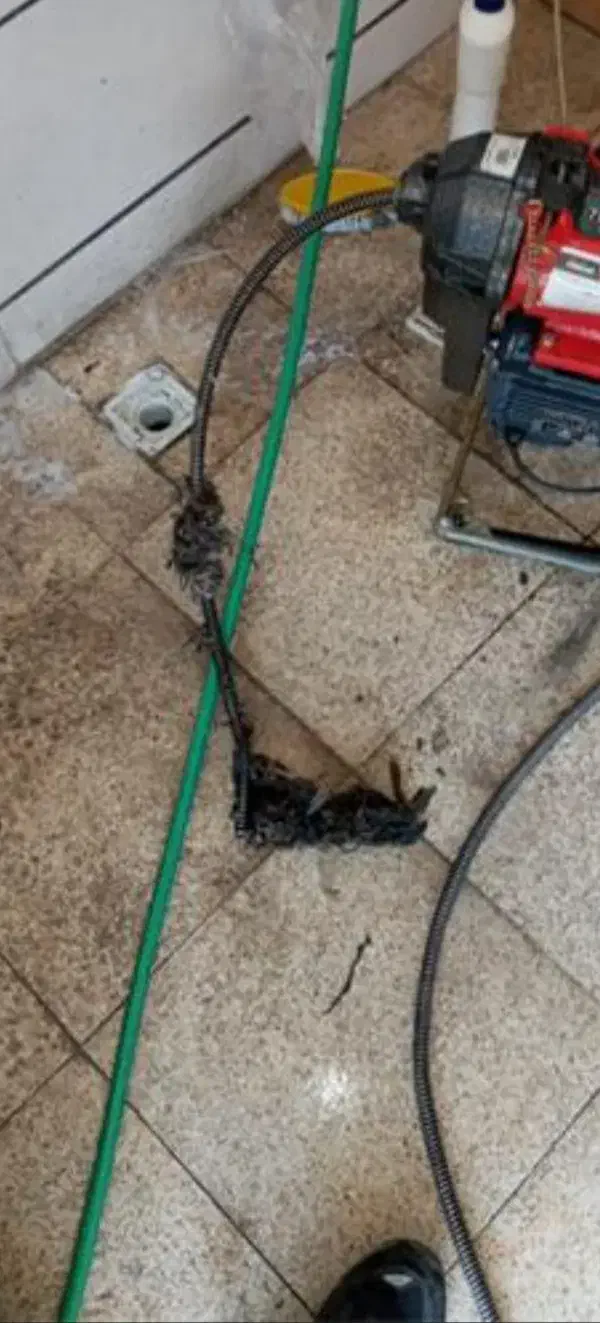 لوله بازکنی امیر با فنر برقی و تراکم هوا همه روزه|خدمات پیشه و مهارت|اسدآباد, |دیوار