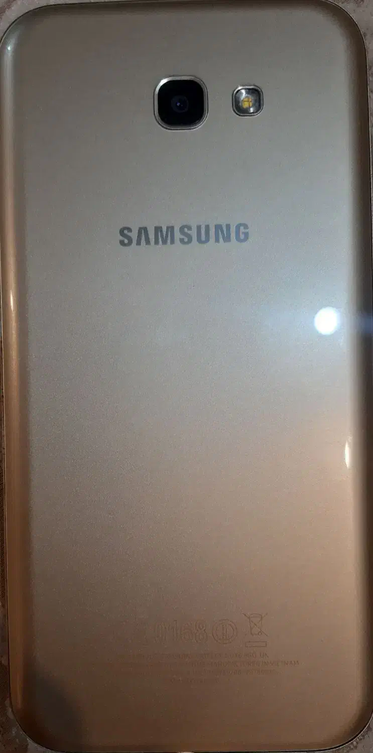 گوشی سامسونگ A7 2017 بسیار تمیز و پلمپ|موبایل|کرج, حصارک پایین|دیوار