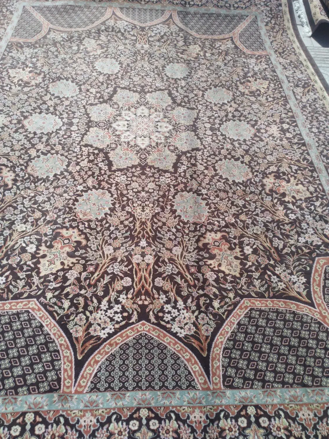 ۹متری ۲تخته در حد نو ۷۰۰شون|فرش|قم, علی آباد سعدگان|دیوار