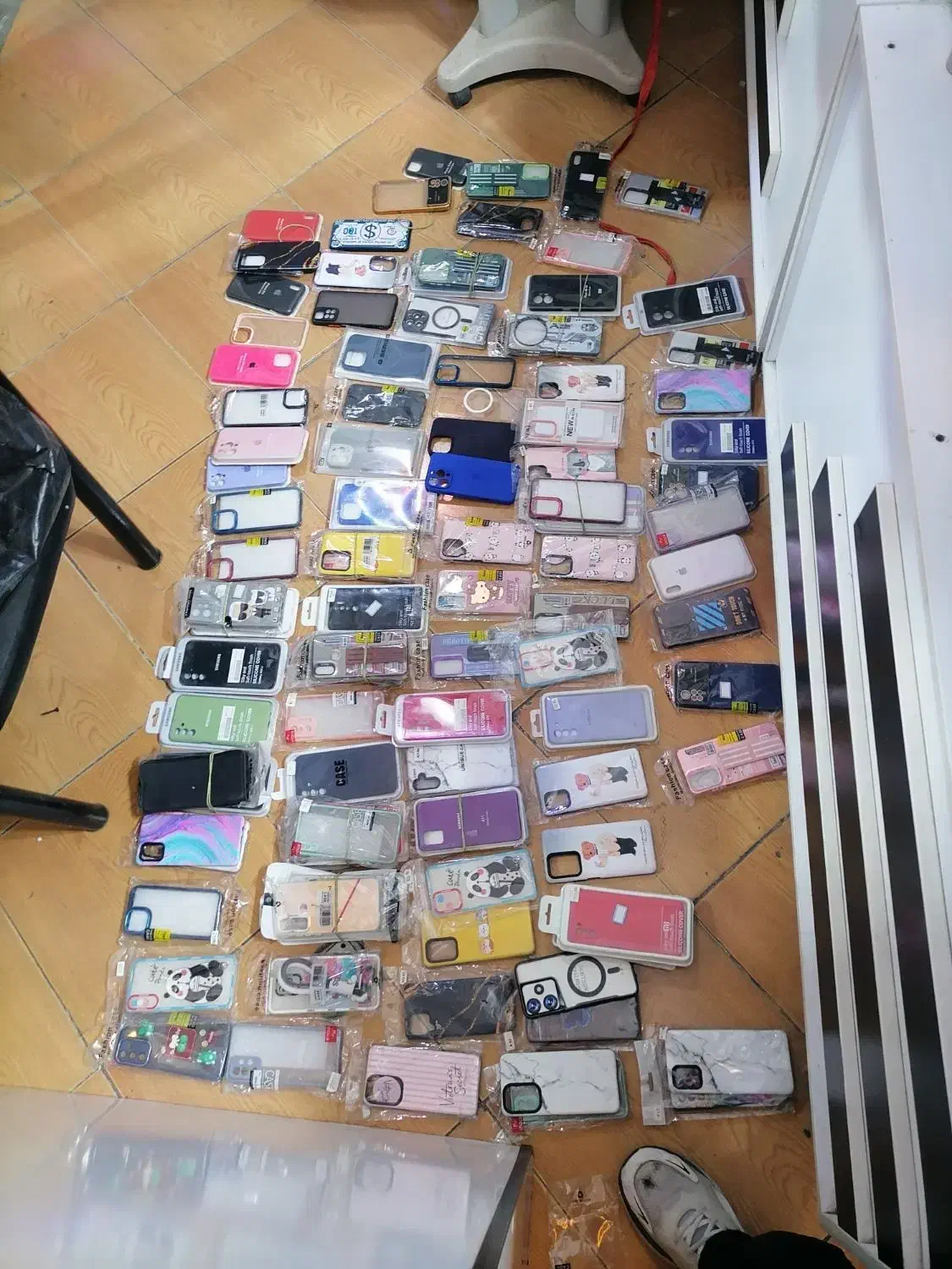 قاب|لوازم جانبی موبایل و تبلت|کرج, حصارک بالا|دیوار