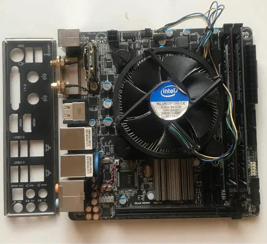 باندل i5 4690/8G ram  /Gigabyte GA-H97N-WIFI|قطعات و لوازم جانبی رایانه|مشهد, هنرستان|دیوار