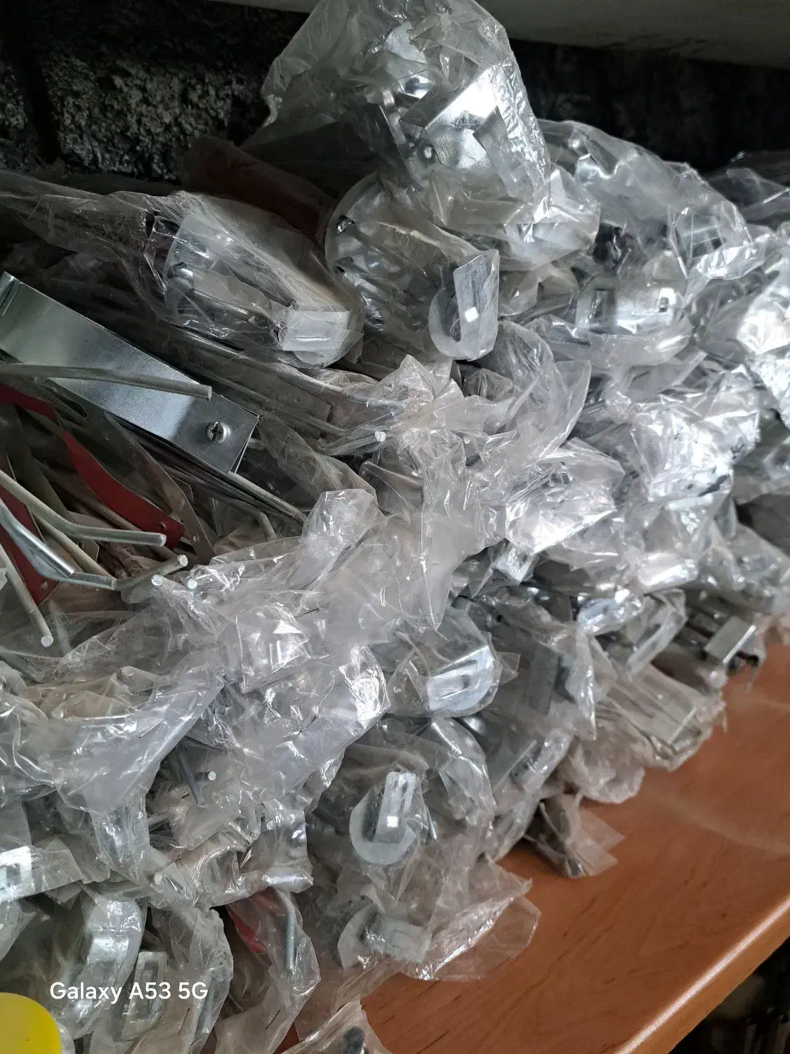 آویز لوله بخاری|عمده‌فروشی|اصفهان, قهجاورستان|دیوار