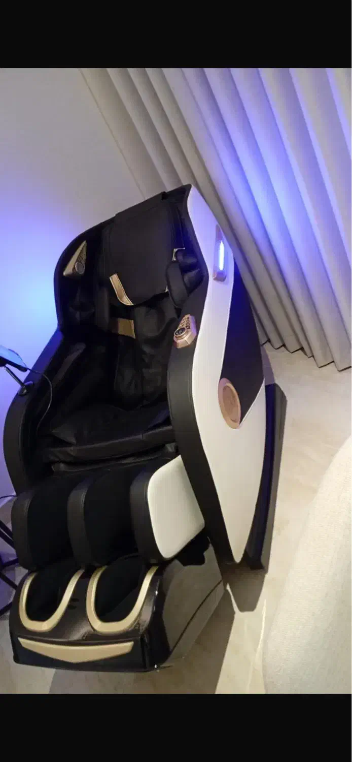 صندلی ماساژور ZERO فول اپشن 19 حالته|تجهیزات ورزشی|اصفهان, بهارستان|دیوار