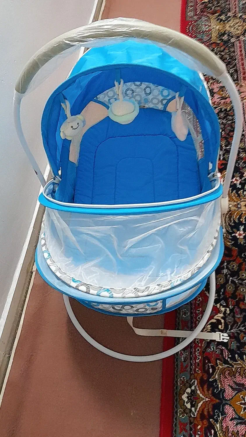 درحدنو|تخت و صندلی بچه|ورامین, ورامین|دیوار