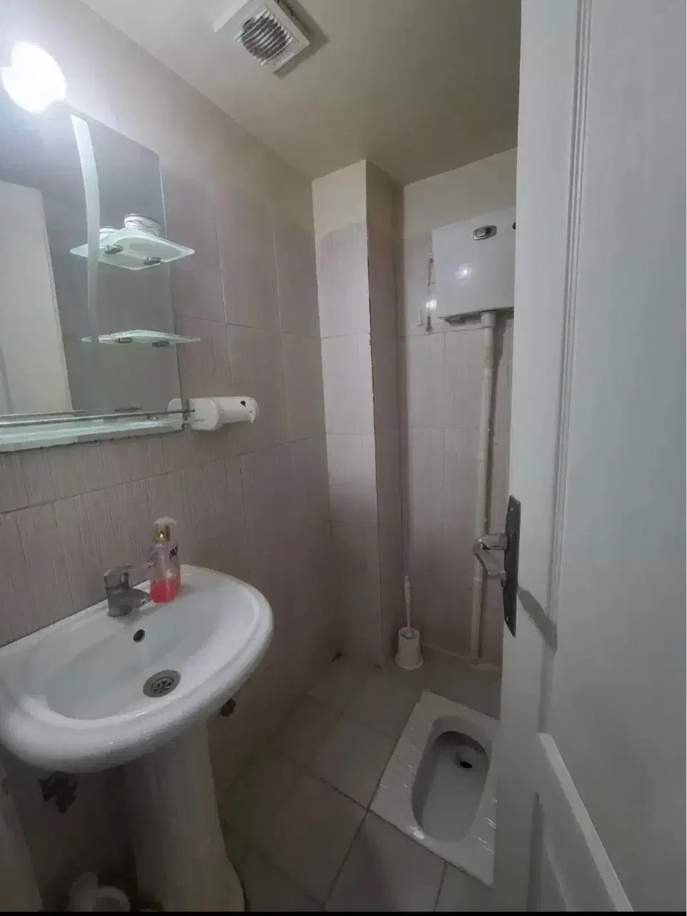 لوکیشن تاپ و قیمت مناسب|فروش آپارتمان|هشتگرد, شهرک پارسیان|دیوار