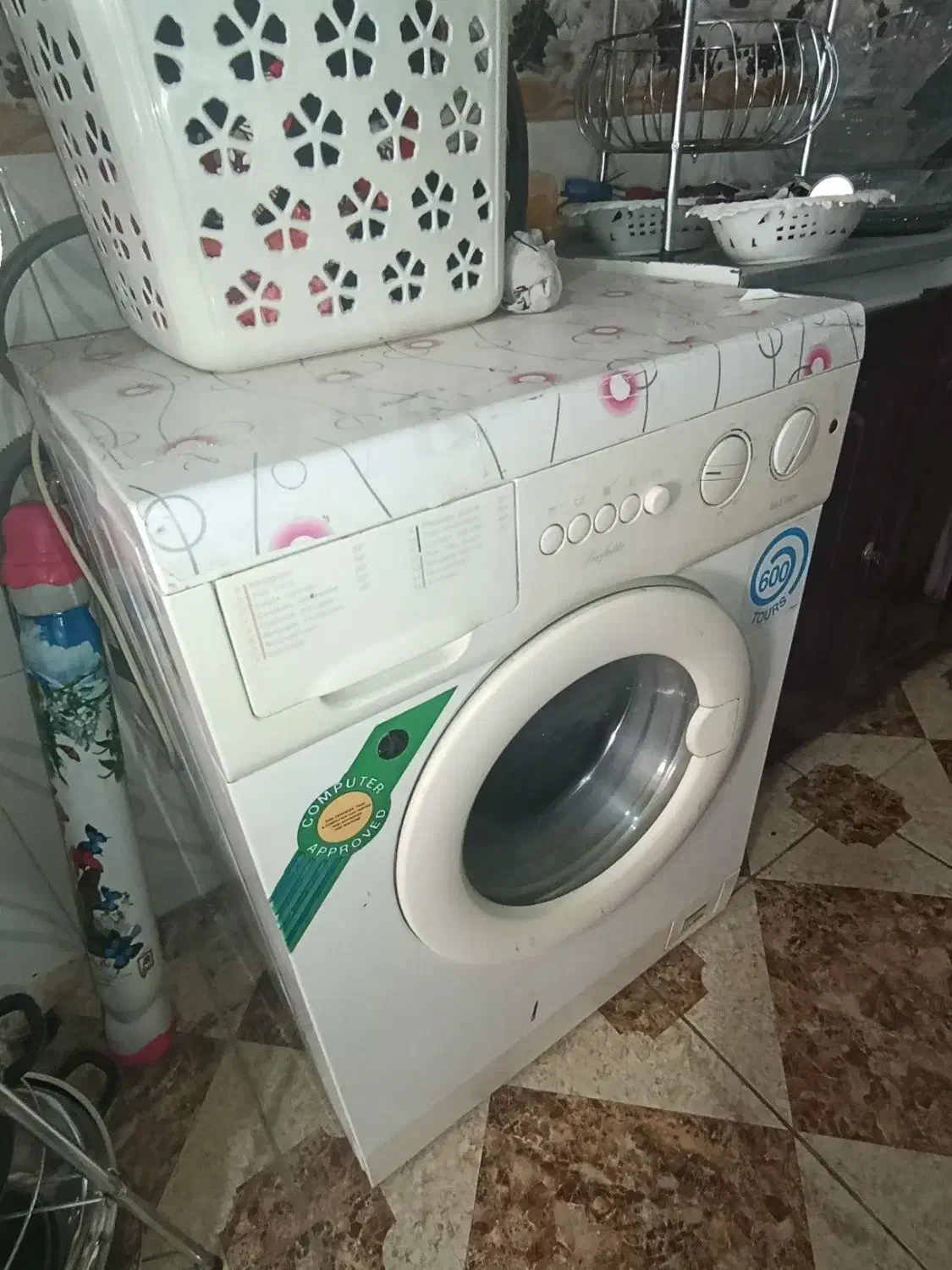 لباسشویی نیاز به تعمیر|ماشین لباسشویی و خشککن لباس|کوهدشت, |دیوار