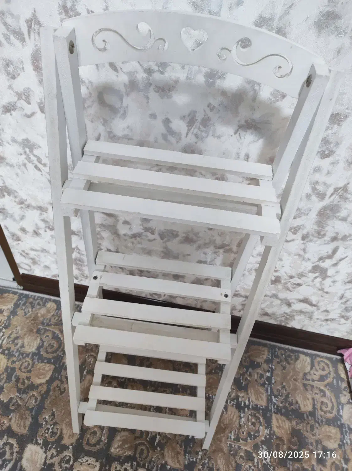 استندگل ۳طبقه درحدنو ضدآب|گل و گیاه طبیعی|اصفهان, باغ فدک|دیوار