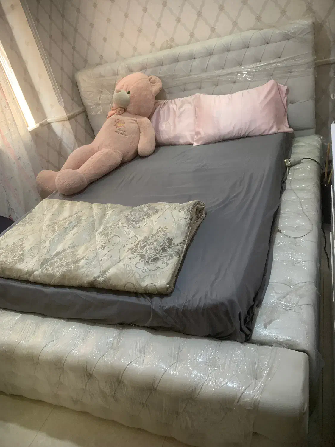 تخت دونفره نو|تخت و سرویس خواب|تهران, منیریه|دیوار