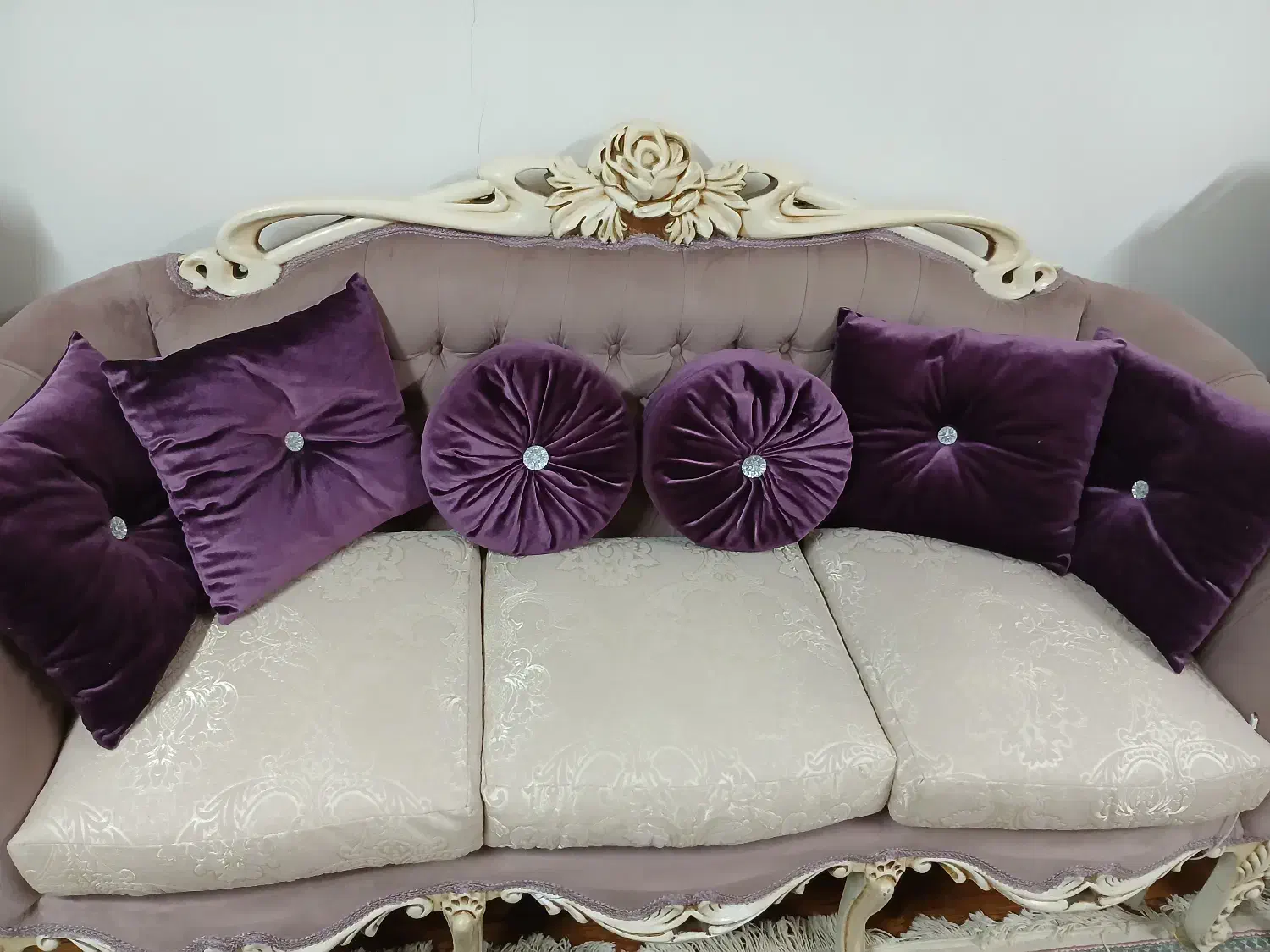 کوسن مخمل مبلی|صنایع دستی و سایر لوازم تزئینی|رشت, شالکو|دیوار