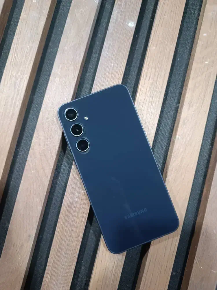 A35 256g r8|موبایل|اصفهان, پروین|دیوار