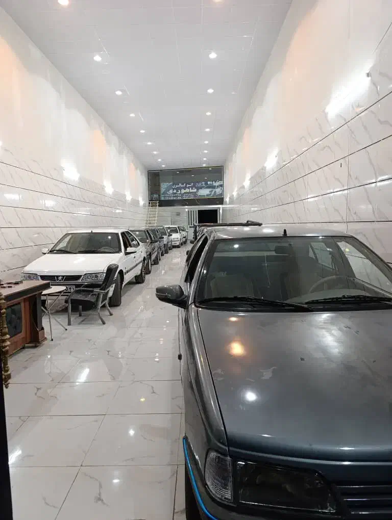 فروش مغازه تجاری بلوار امام بعداز چهاراه سپاه|فروش مغازه و غرفه|بروجرد, |دیوار