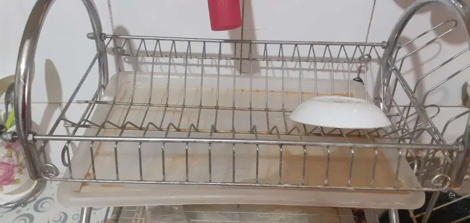 اب چکان و جای دستکش|آبچکان و نظمدهنده ظروف|تربتحیدریه, باغ ملی|دیوار