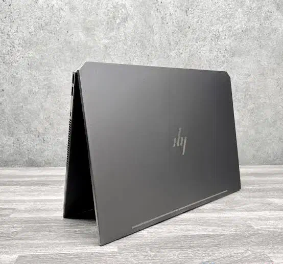 لپ‌تاپ HP zbook studio نسل ۹ و  ۴ گیگ گرافیک مجزا|رایانه همراه|اصفهان, فرح آباد|دیوار