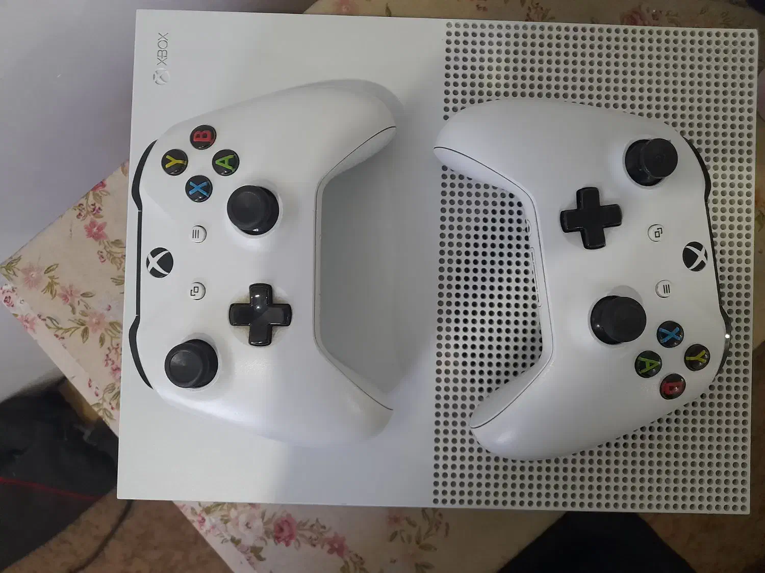 Xbox one s دیجیتال 1 ترابایت دو دسته|کنسول، بازی ویدئویی و آنلاین|اهواز, سپیدار|دیوار