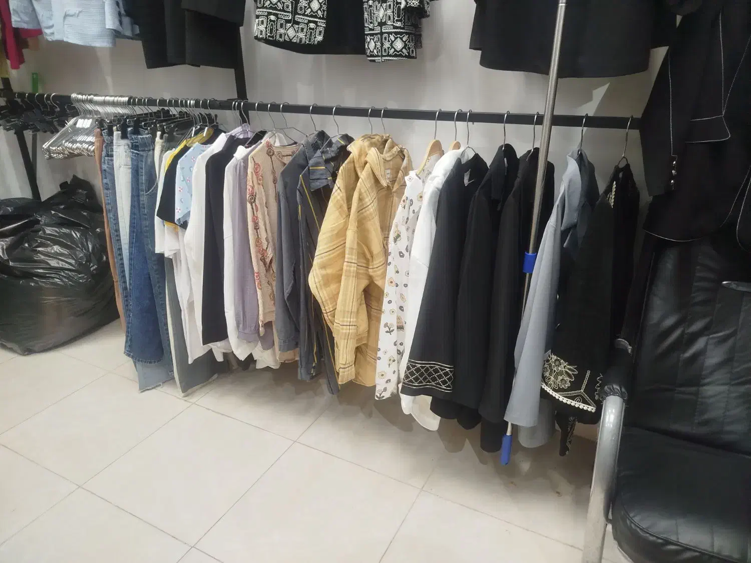 تخفیف ویژه تمامی اجناس ب قیمت فاکتور|لباس|جیرفت, |دیوار