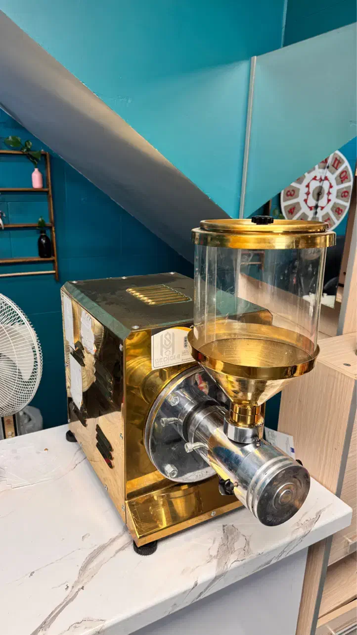 دستگاه کره گیر صدیقی رنگ گلد|فروشگاه و مغازه|شیراز, ریشمک|دیوار