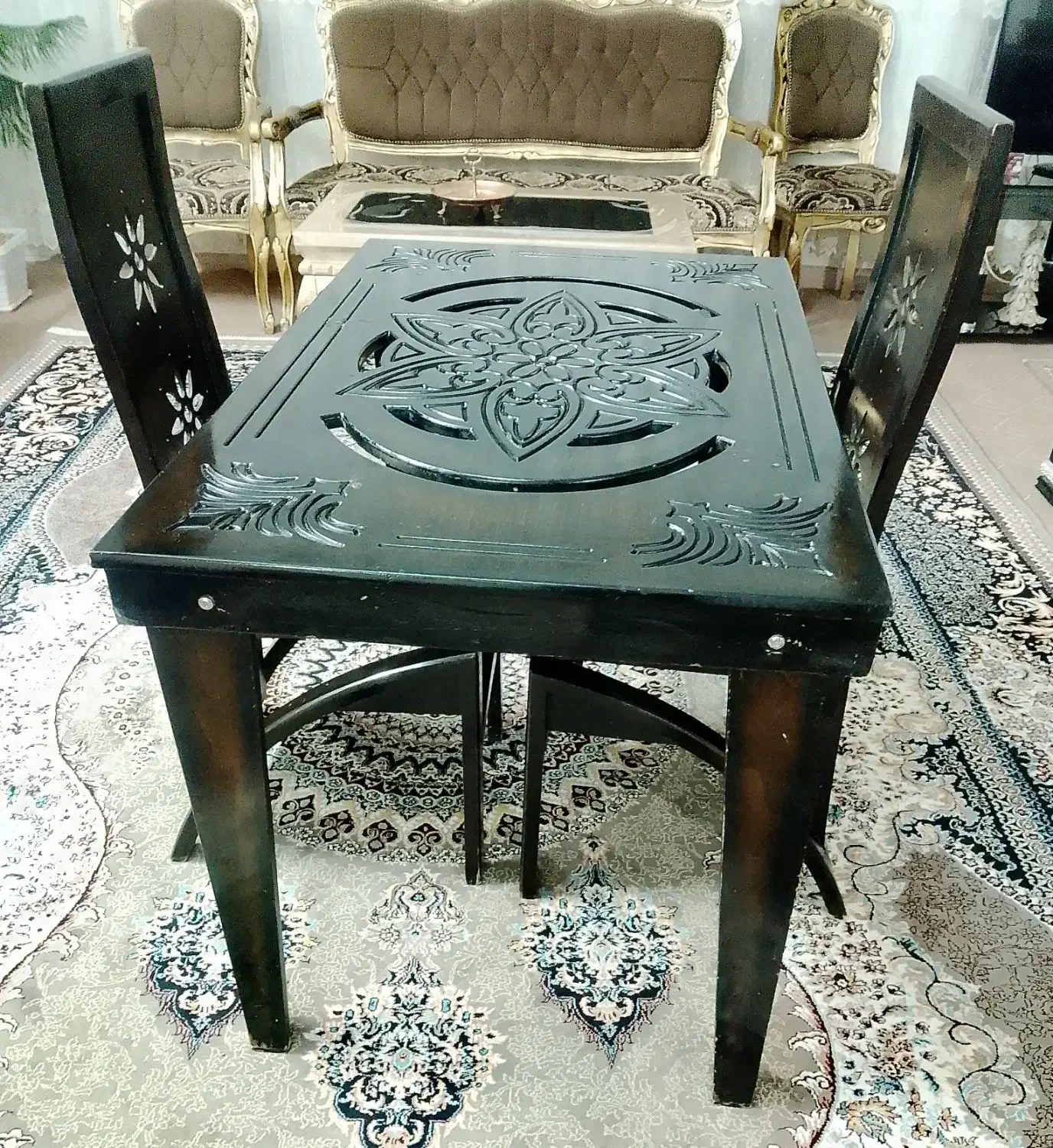 میز غذاخوری با دو عدد صندلی|میز و صندلی غذاخوری|داران, |دیوار