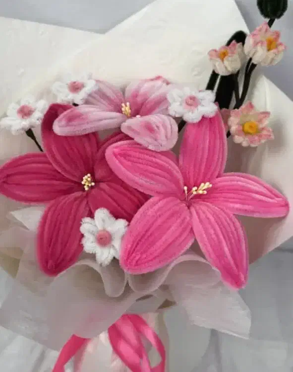 با هدیه گل خوشحالش کن|گل مصنوعی|نجفآباد, کهریزسنگ|دیوار