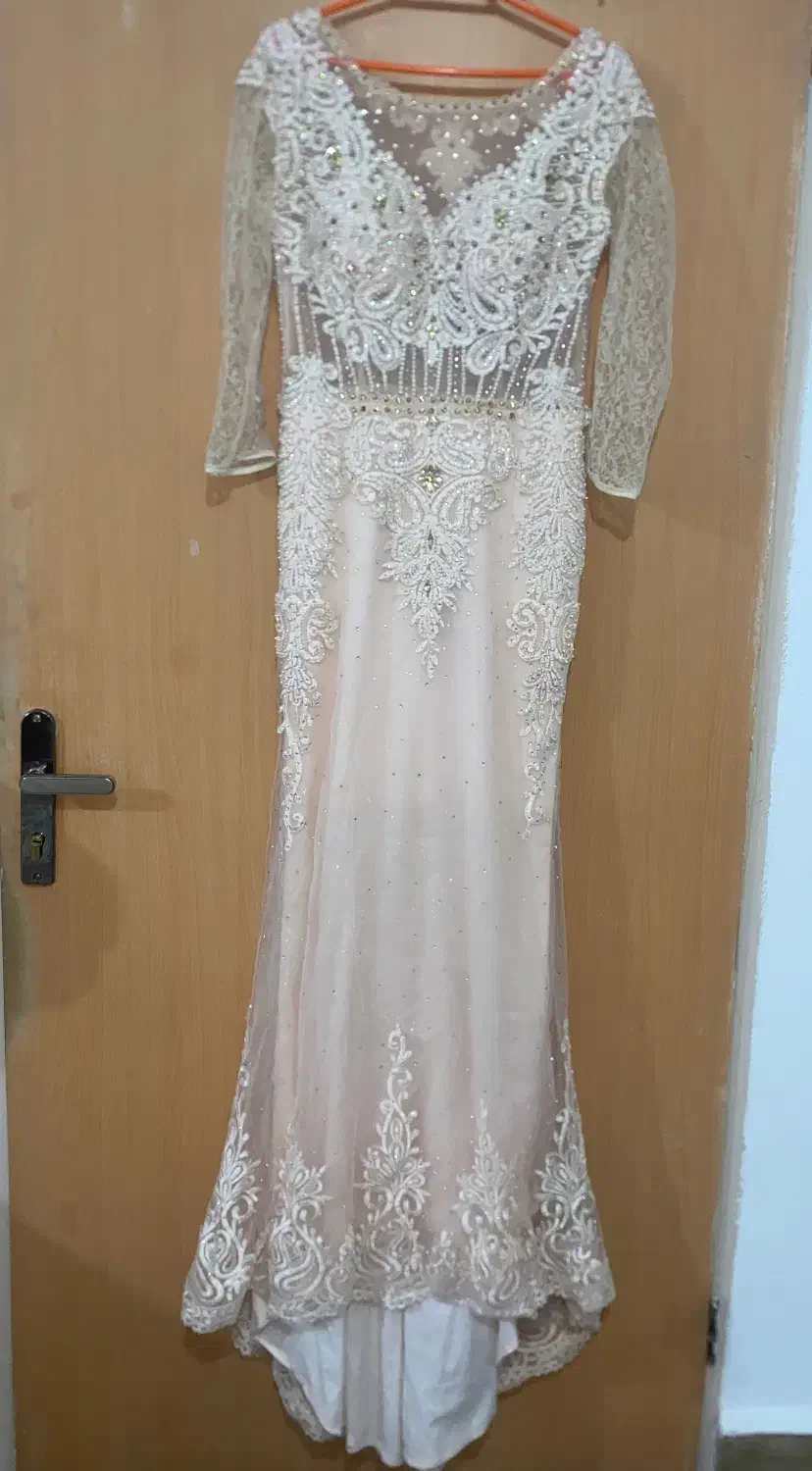 لباس مجلسی دنباله دار|لباس|باقرشهر, |دیوار