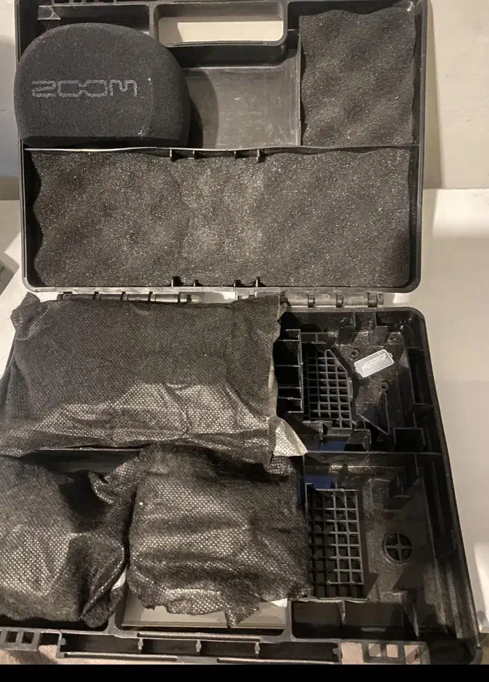 رکوردر زوم ZOOM H6 دارای دو میکروفون سیلور|پخش‌کننده همراه|تهران, قنات‌کوثر|دیوار