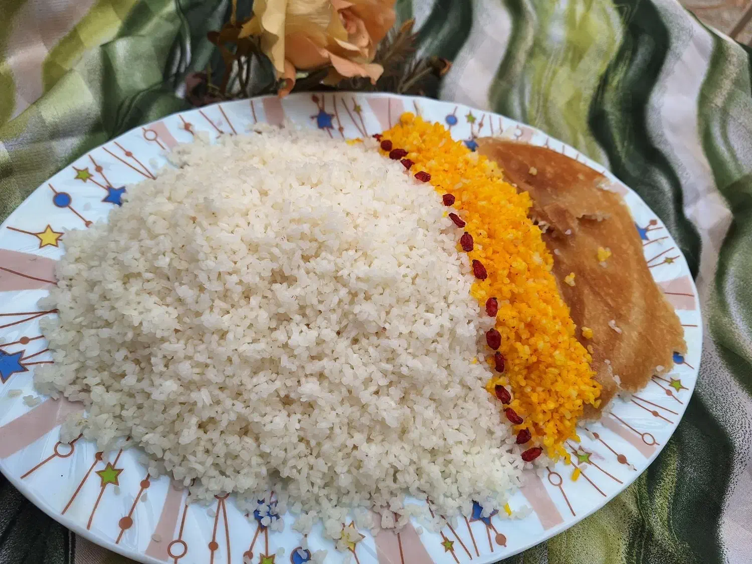 برنج شکسته هاشمی محلی معطر،کاملا تمیز|خوردنی و آشامیدنی|اصفهان, کوی امام جعفر صادق|دیوار