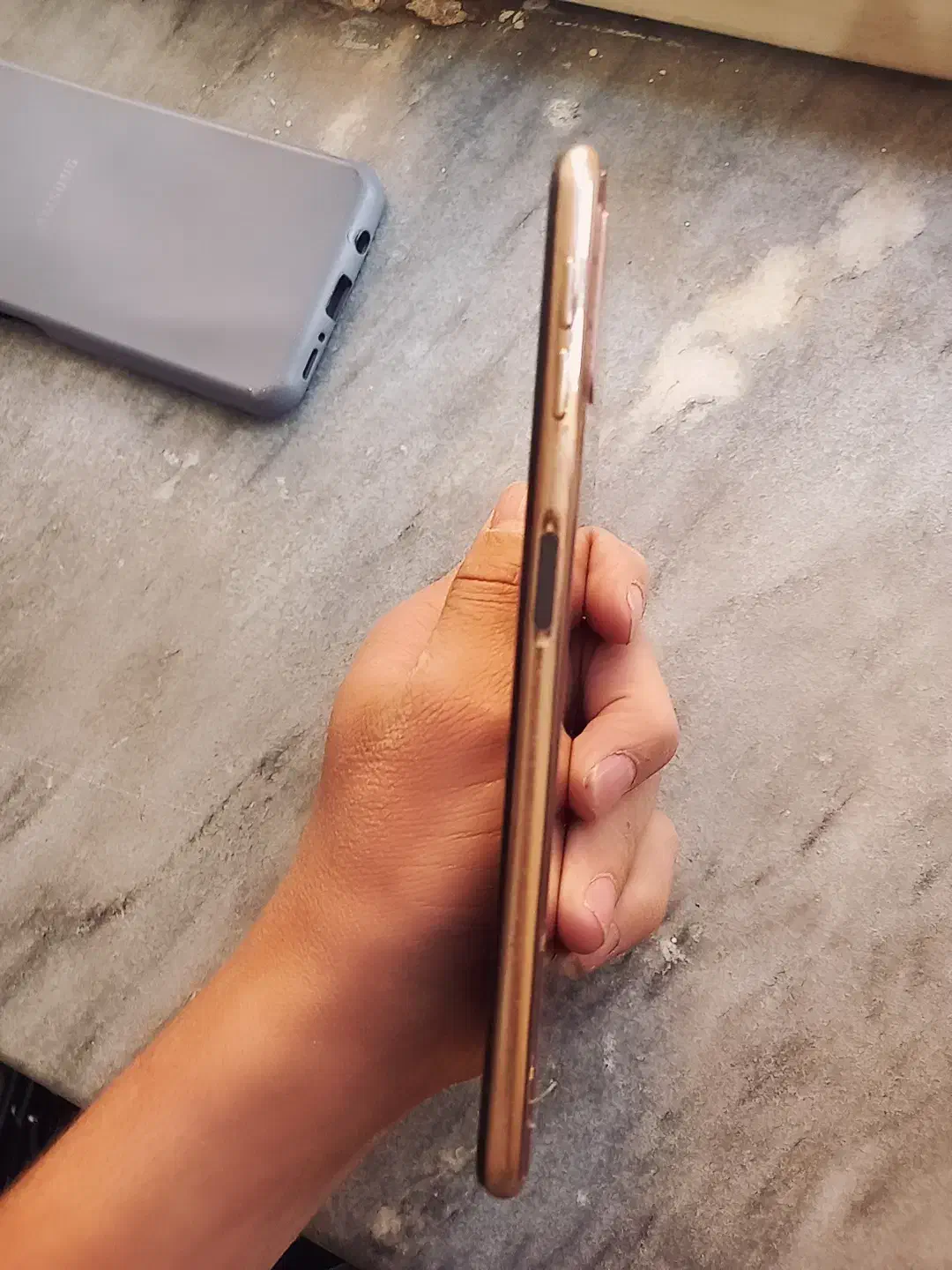 گوشی سامسونگ نیازبه تعمیر|موبایل|کوخرد هرنگ, |دیوار