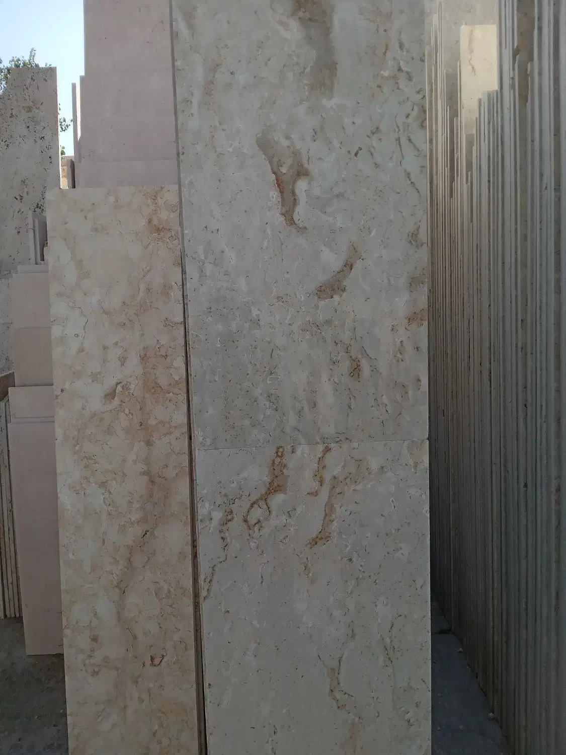 فقط امروز با ۳۶۰ تومن سنگ بخر|مصالح و تجهیزات ساختمان|سنگر, |دیوار