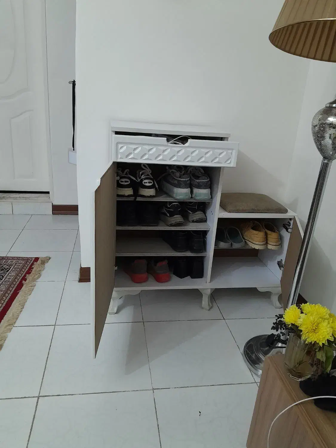 جاکفشی دو در کشو دار نشیمن دار در حد نو|جاکفشی، کمد، دراور|بومهن, |دیوار