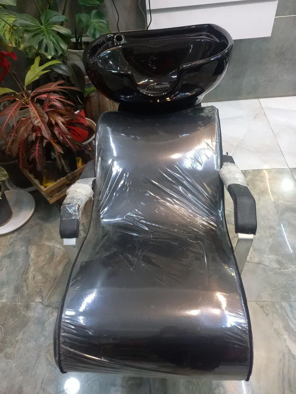 سرشور آرایشگاه|آرایشگاه و سالنهای زیبایی|مسجد سلیمان, |دیوار