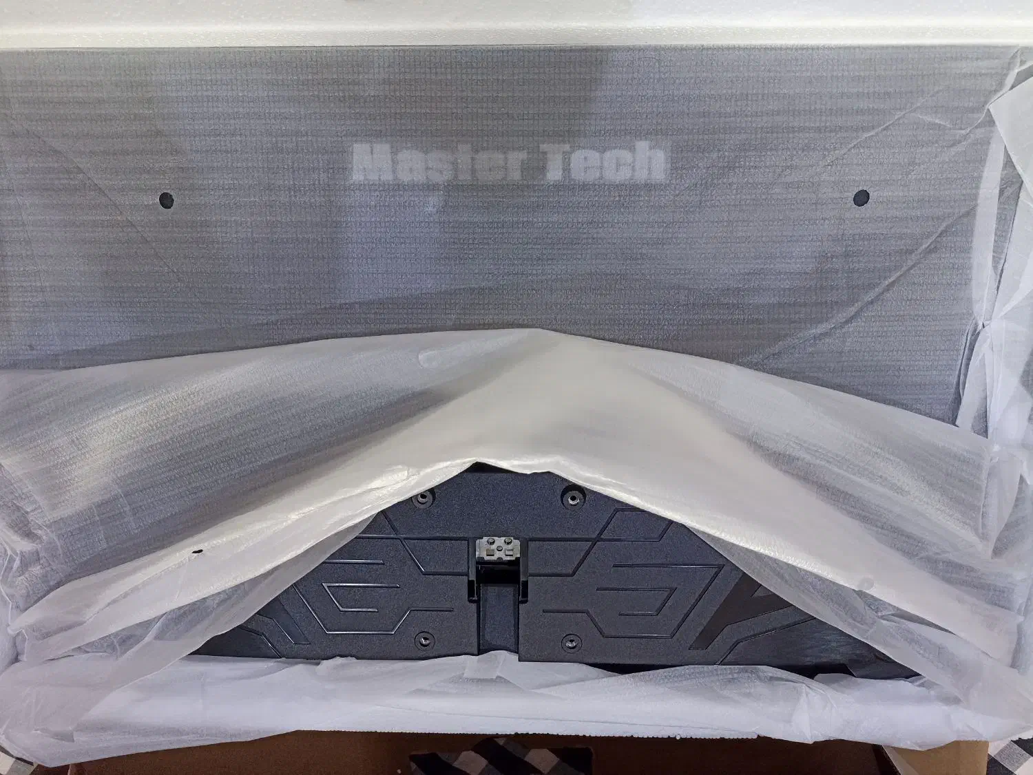 مانیتور ۲۴ اینچ مستر تک|قطعات و لوازم جانبی رایانه|بندرعباس, |دیوار