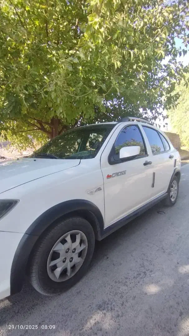 کوئیک اس مدل 1402|خودرو سواری و وانت|داراب, |دیوار