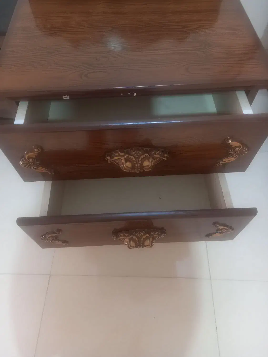 میز تلفن|میز تلفن|نیشابور, گنبد سبز|دیوار