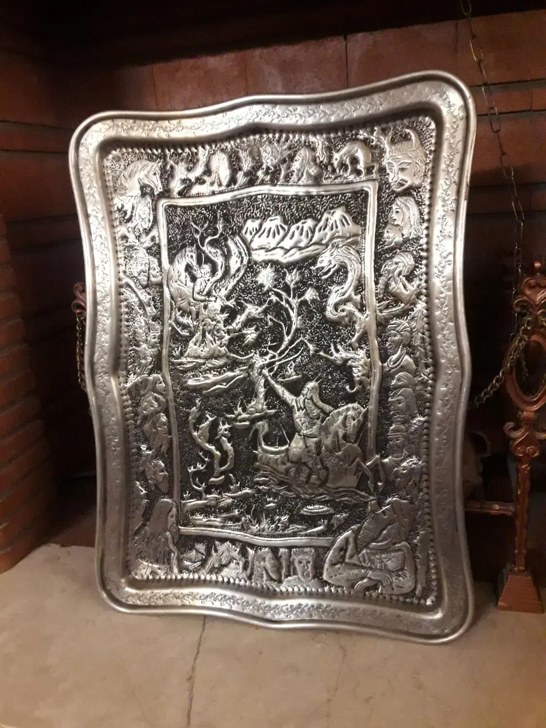 سینی ورشو|کلکسیون اشیاء عتیقه|بروجرد, |دیوار