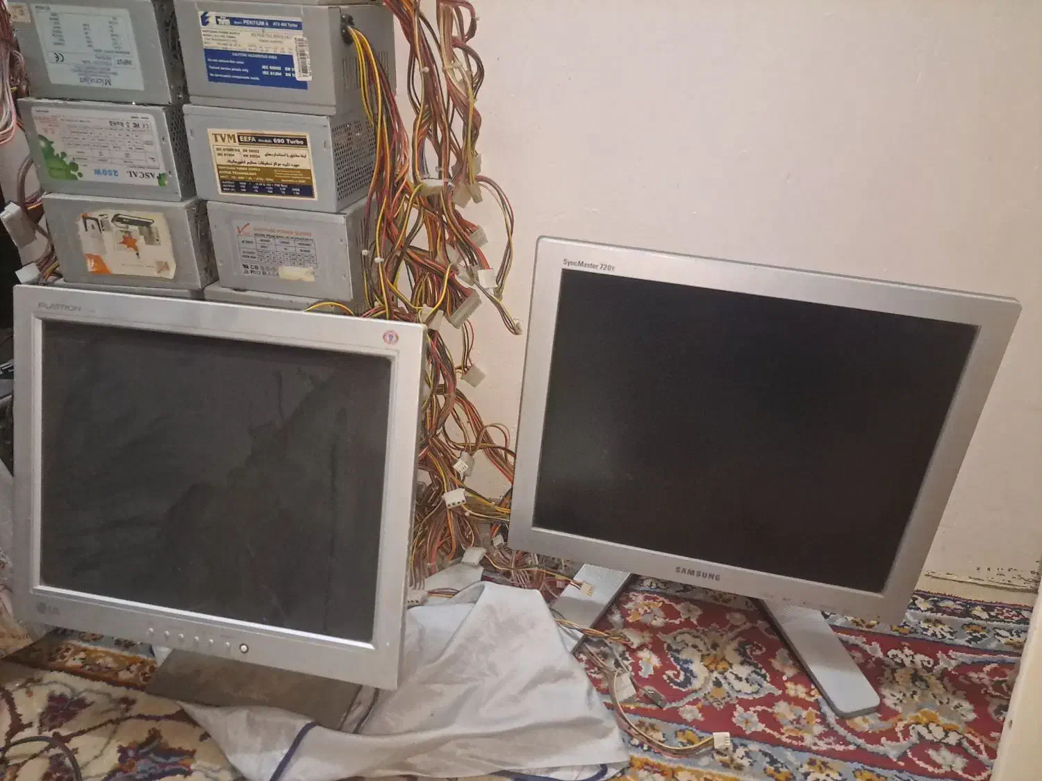 لوازم اوراقی کامپیوتر پاور مانیتور هارد گرافیک|قطعات و لوازم جانبی رایانه|مشهد, حضرت حجت|دیوار