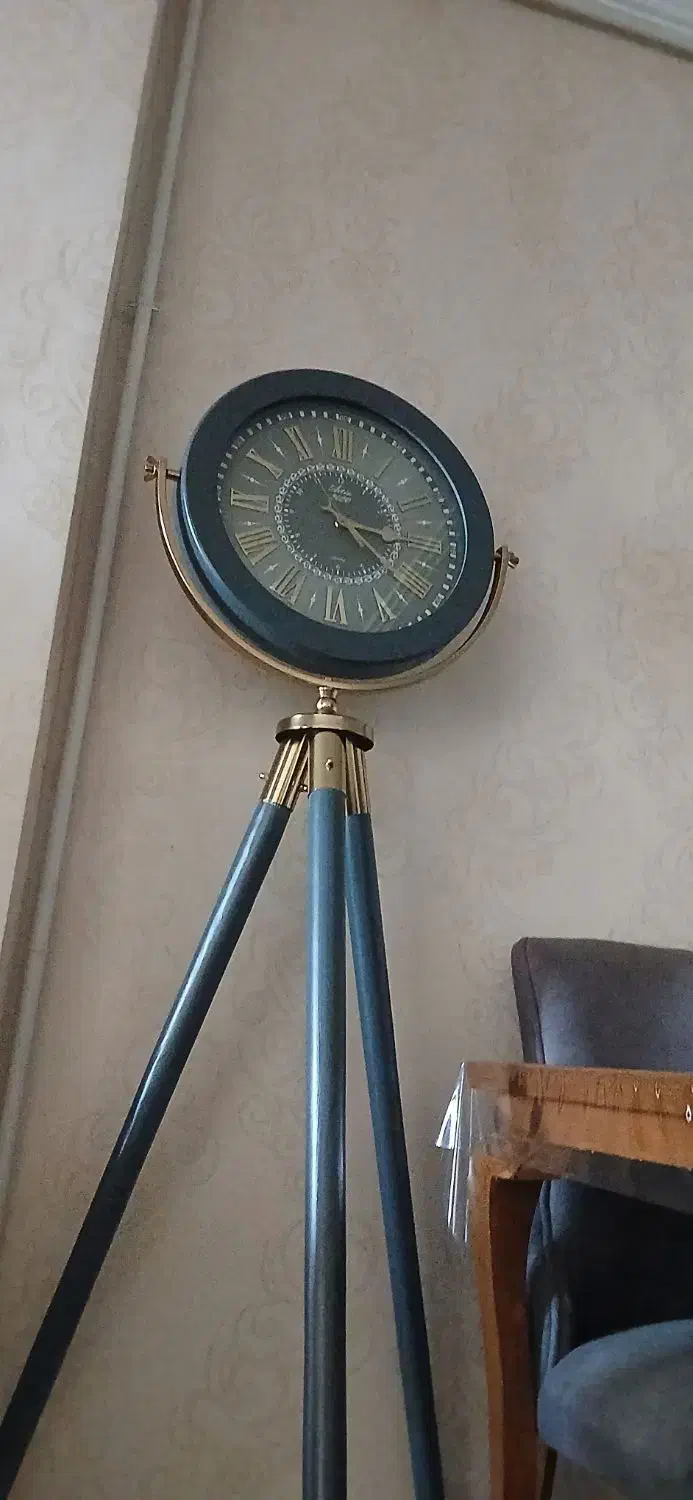 ساعت زمینی|ساعت دیواری و تزئینی|همدان, |دیوار