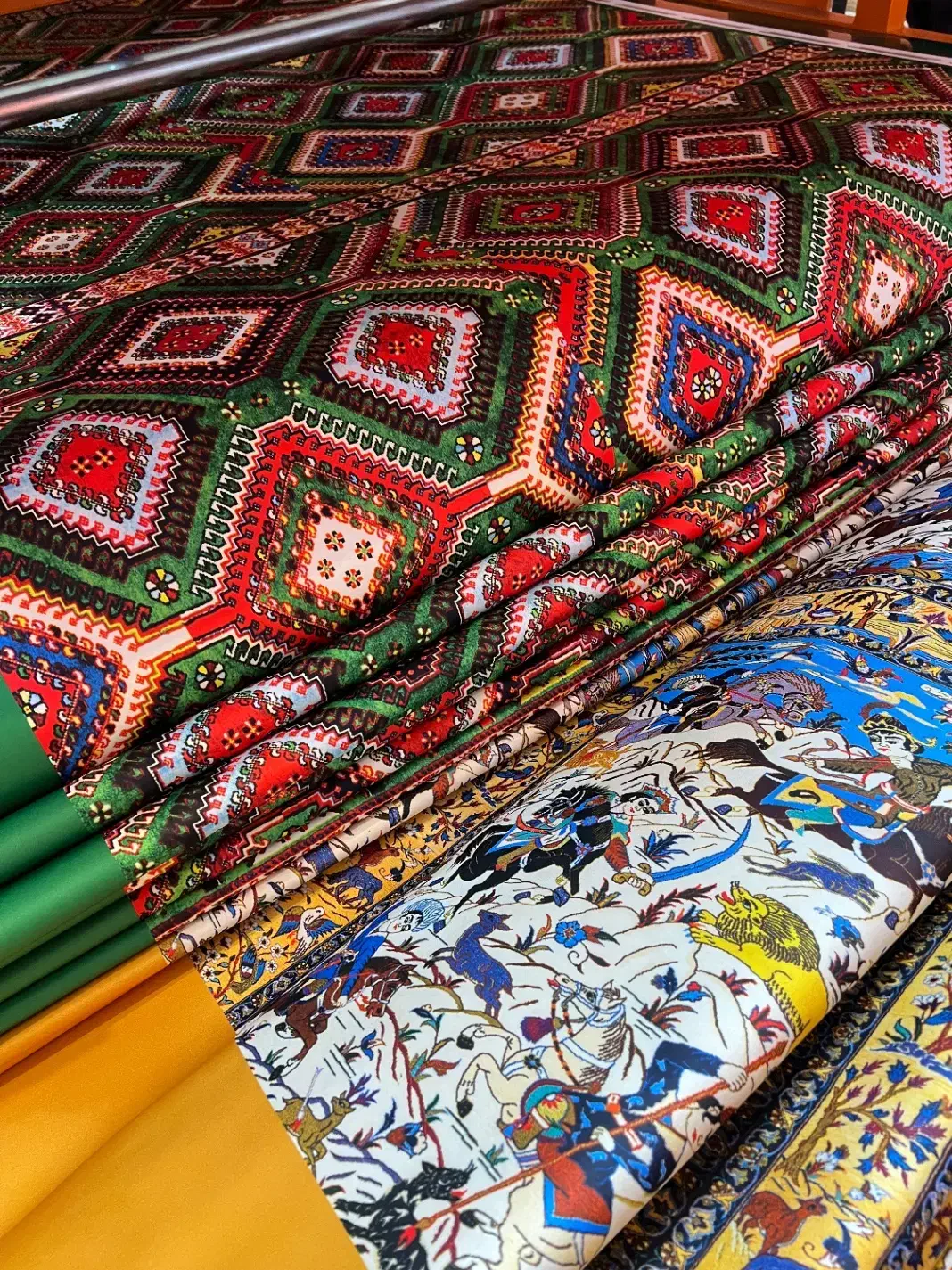 چاپ پارچه سابلیمیشن|خدمات پیشه و مهارت|تهران, فلسطین (میدان انقلاب)|دیوار