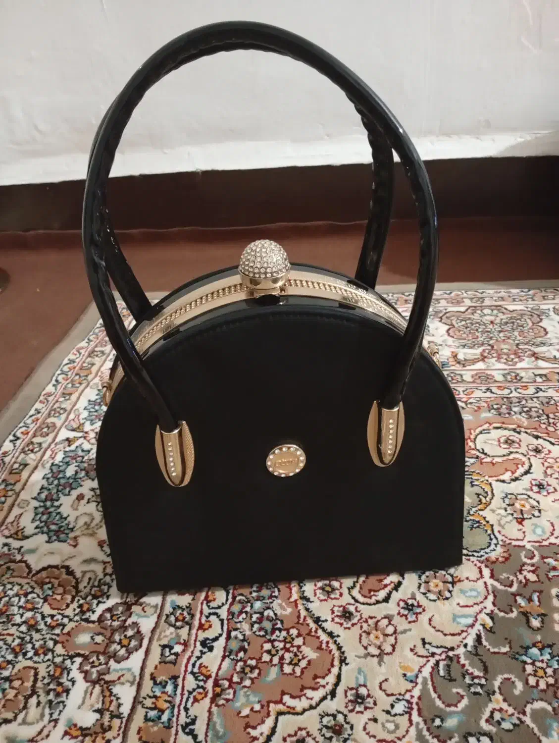 کیف مجلسی|کیف، کفش، کمربند|مریوان, |دیوار