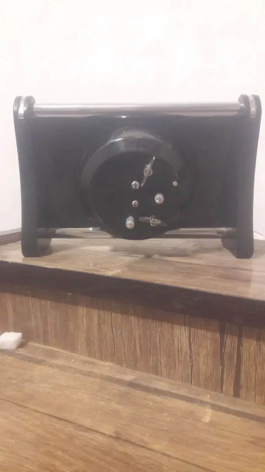 ساعت رومیزی قدیمی|کلکسیون اشیاء عتیقه|تبریز, |دیوار