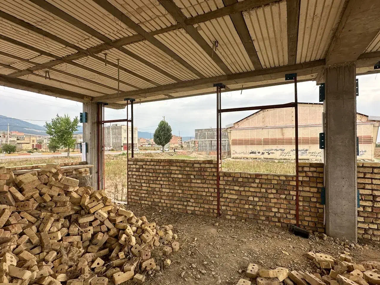 والپست، میلگرد بستر گیره قلاب نبشی .همراه با اجرا|مصالح و تجهیزات ساختمان|گالیکش, |دیوار