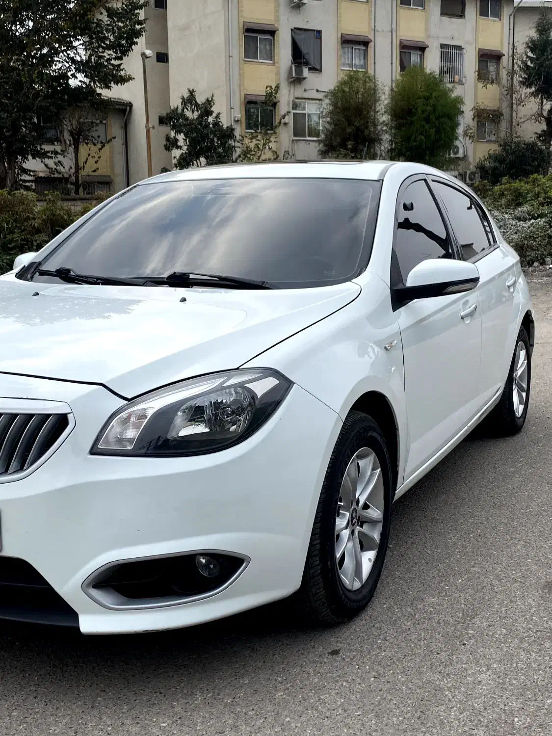 برلیانس H320 اتوماتیک مدل ۱۳۹۶(بیرنگ بی ضربه)|خودرو سواری و وانت|رشت, حمیدیان|دیوار