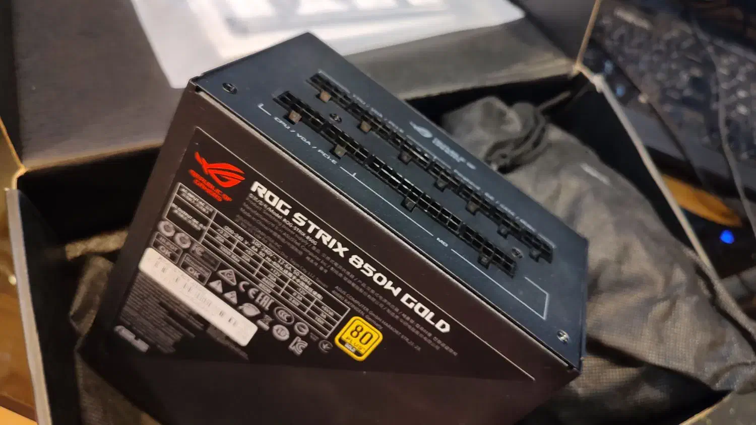 پاور قدرتمند ROG STRIX 850w|قطعات و لوازم جانبی رایانه|ارومیه, |دیوار