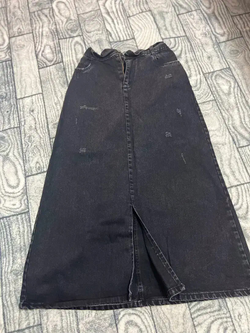 تونیک بلند|لباس|رباط‌کریم, نصیرشهر|دیوار