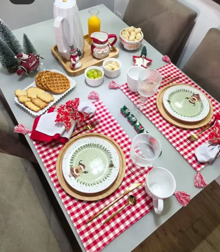 رومیزی و زیر بشقابی|پرده، رانر، رومیزی|خرمشهر, |دیوار