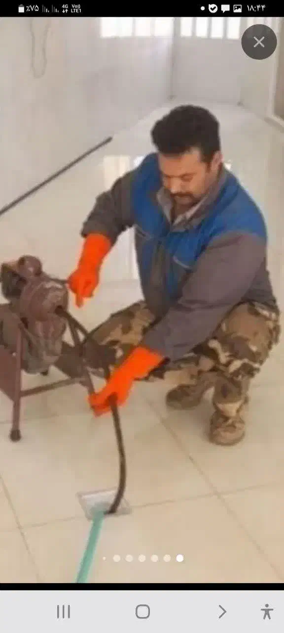 لوله بازکنی آقای‌ برزگر میبد اردکان اورژانسی سرکار|خدمات پیشه و مهارت|اردکان, |دیوار