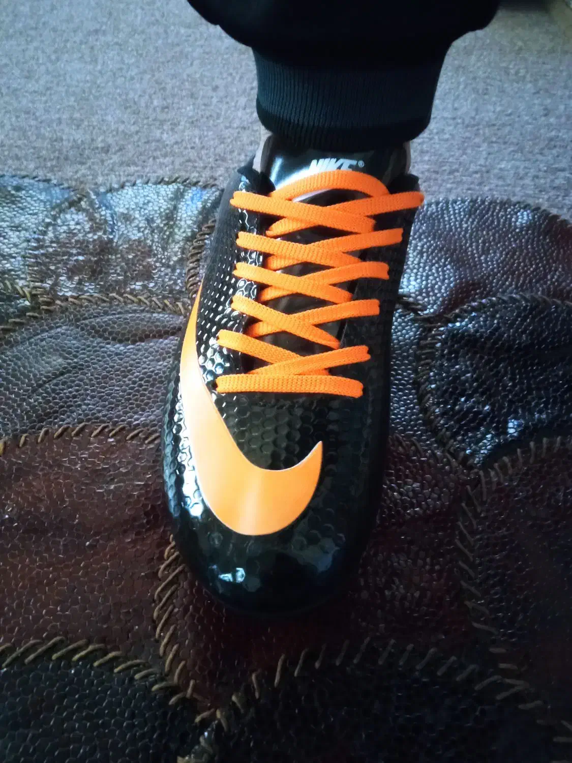 کفش فوتبال چمن سالنی جورابی|کیف، کفش، کمربند|ساری, |دیوار