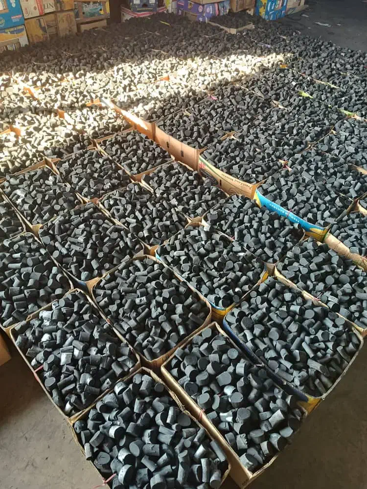 فروش انواع زغال مرکبات از قلم برشی وسکه سوخت عالی|عمده‌فروشی|باقرشهر, |دیوار