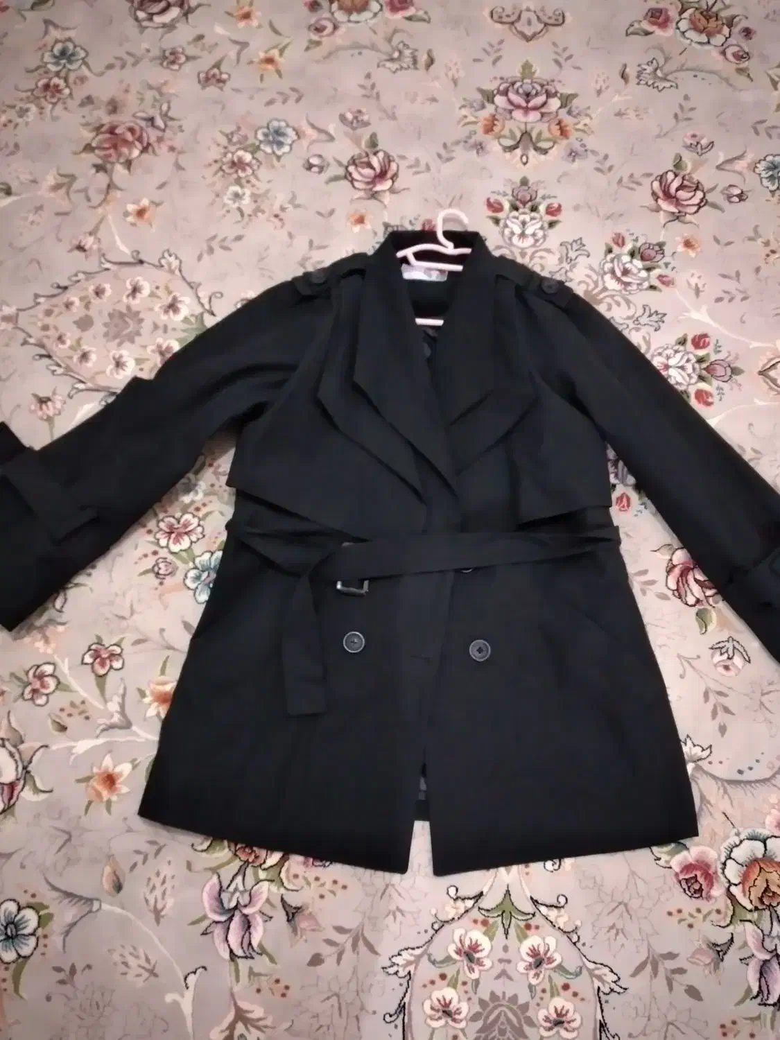 بارونی|لباس|دورود, |دیوار