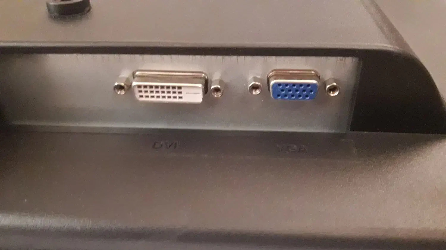 مانیتور ۲۲ اینچ ال ای دی پلانار|قطعات و لوازم جانبی رایانه|یزد, |دیوار