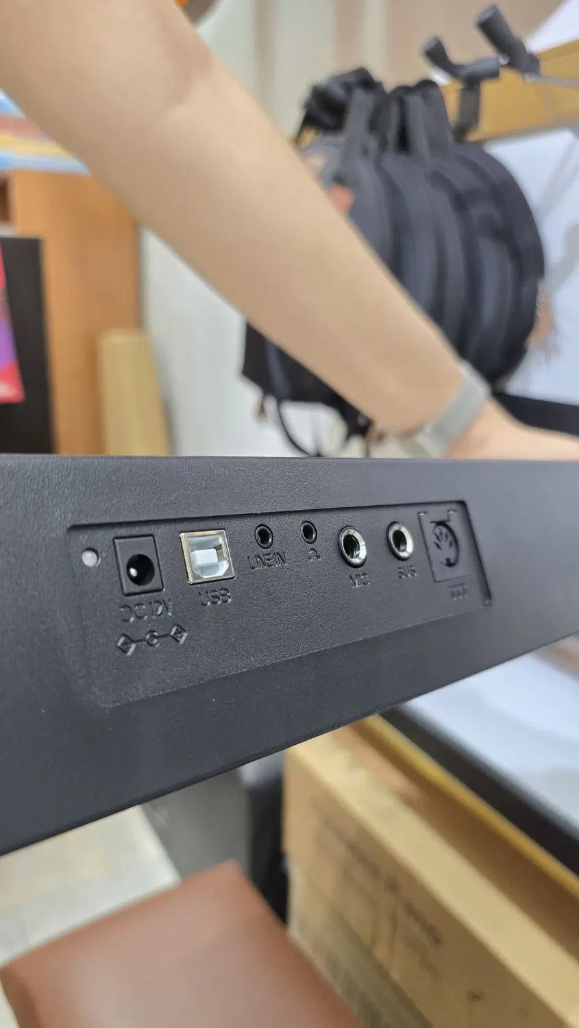 پیانو تاشو برند کونیکس foldable paino konix pj88d|پیانو، کیبورد، آکاردئون|تهران, ستارخان|دیوار